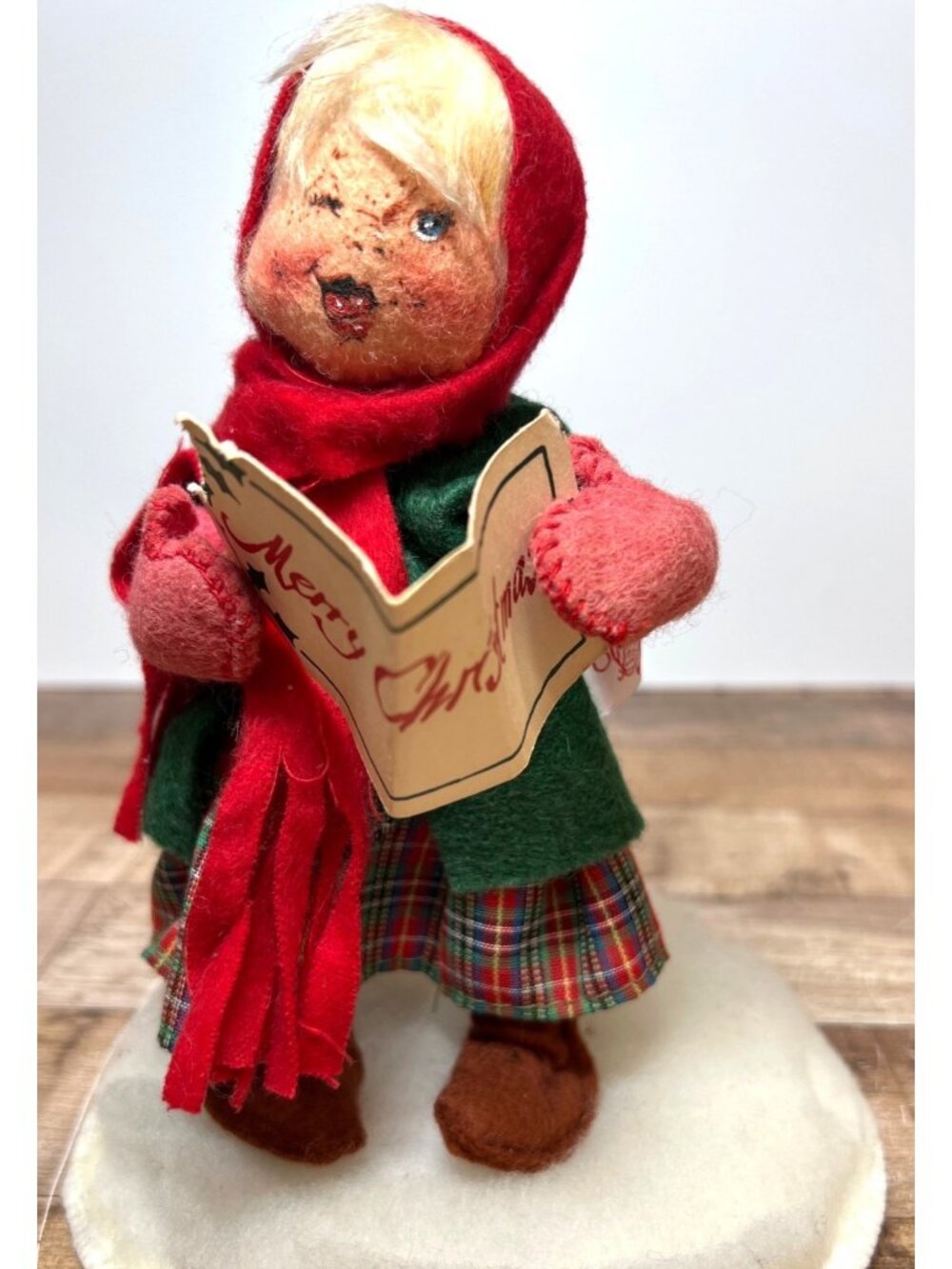 Vtg. Annalee Caroler Figurine Girl In Plaid Skirt Holding Christmas Sheet Music